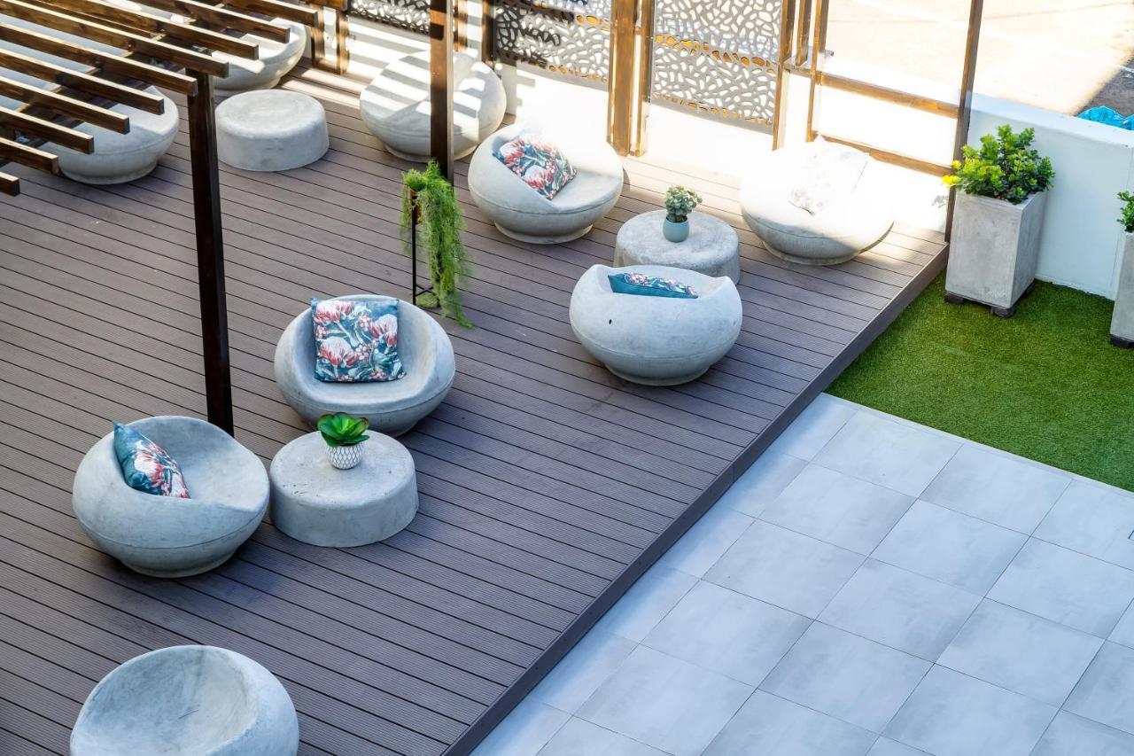 Wink Aparthotel Eaton Square Cape Town Exterior photo