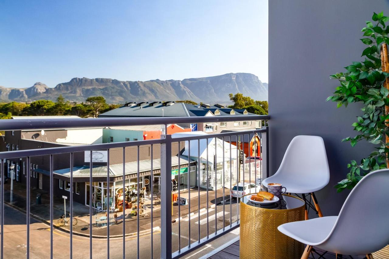 Wink Aparthotel Eaton Square Cape Town Exterior photo