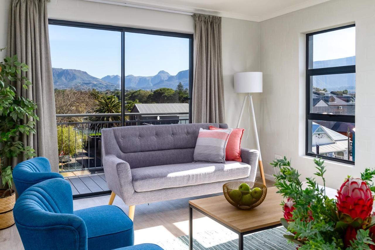 Wink Aparthotel Eaton Square Cape Town Exterior photo