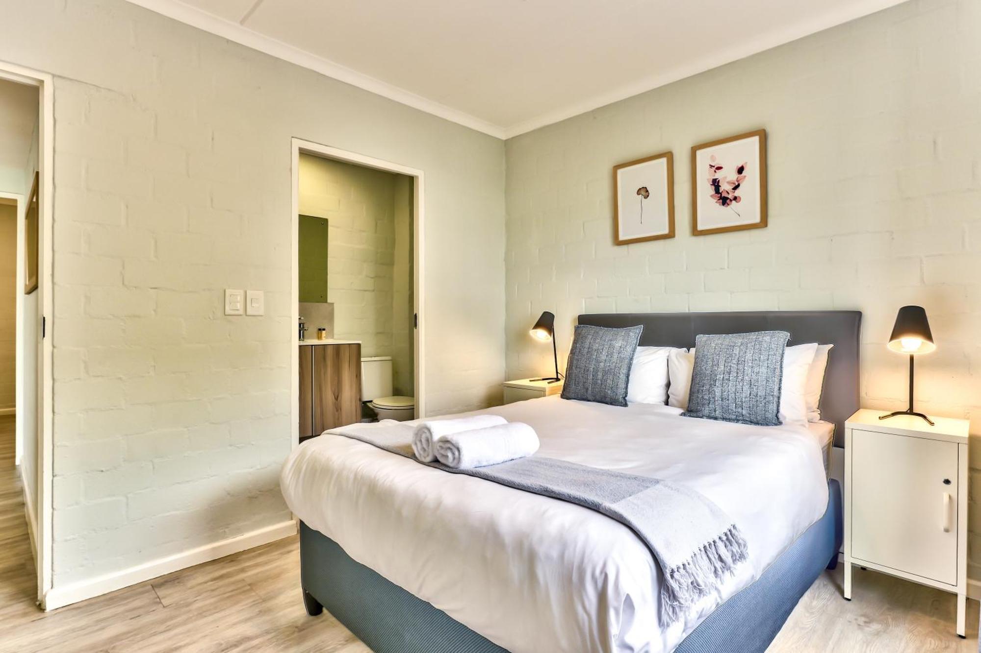 Wink Aparthotel Eaton Square Cape Town Exterior photo