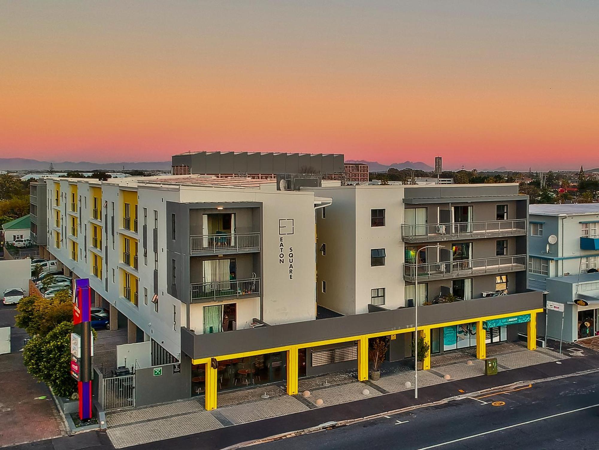 Wink Aparthotel Eaton Square Cape Town Exterior photo